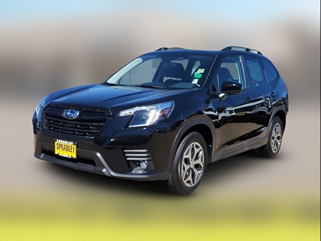 2024 Subaru Forester Premium