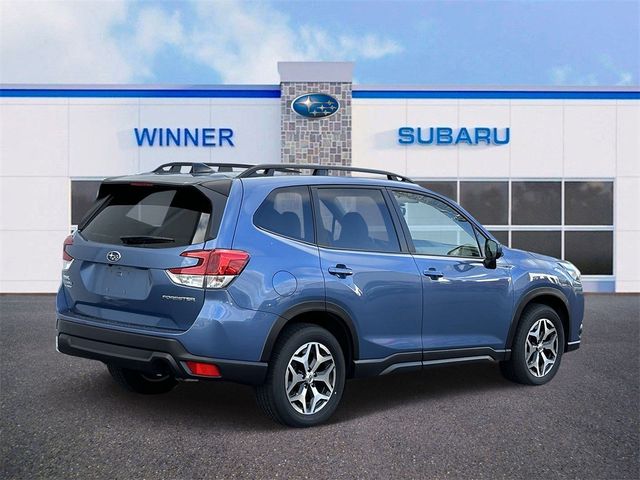 2024 Subaru Forester Premium