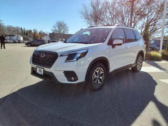 2024 Subaru Forester Premium