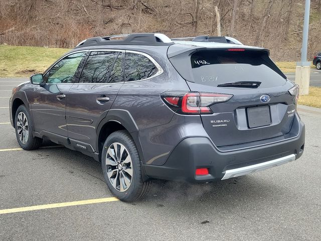 2024 Subaru Outback Touring