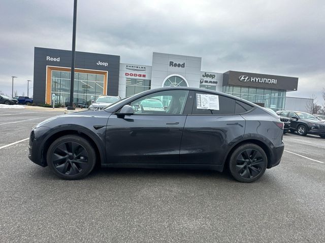 2024 Tesla Model Y Base