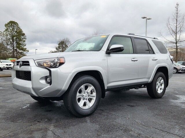 2024 Toyota 4Runner SR5