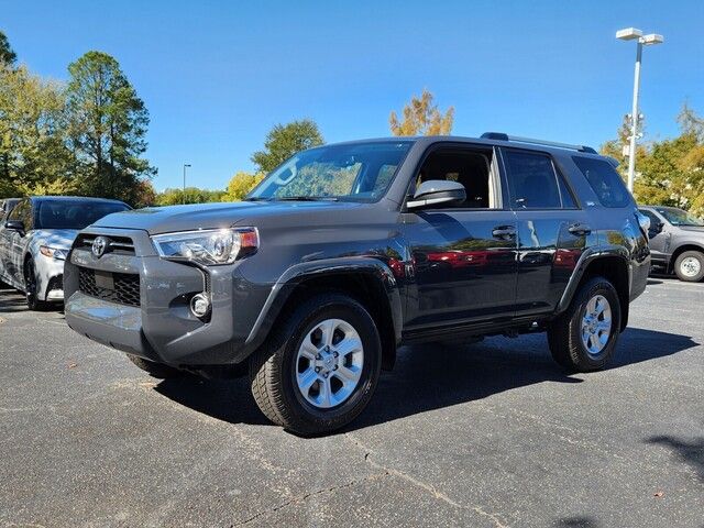 2024 Toyota 4Runner SR5