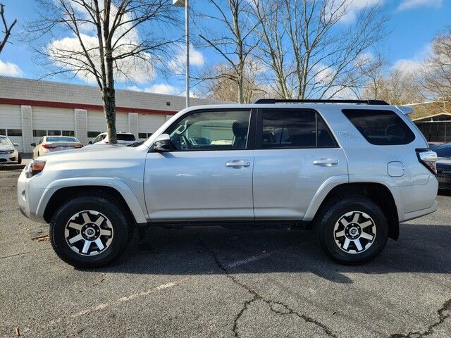 2024 Toyota 4Runner TRD Off Road