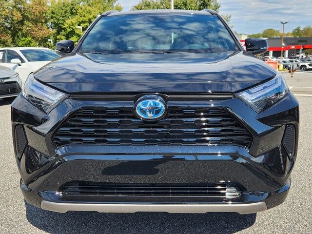 2024 Toyota RAV4 Hybrid SE