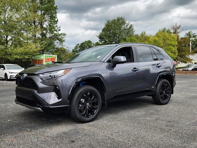 2024 Toyota RAV4 Hybrid SE