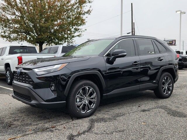 2024 Toyota RAV4 Hybrid XLE Premium