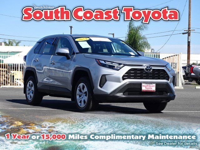 2024 Toyota RAV4 LE