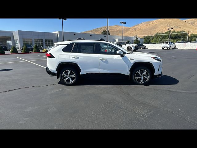 2024 Toyota RAV4 Prime SE