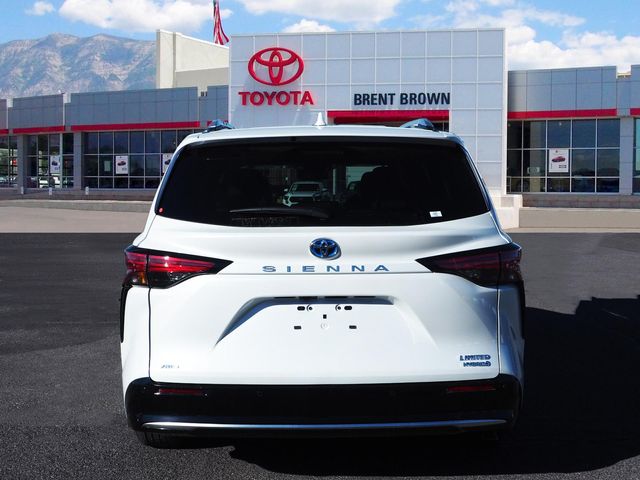 2024 Toyota Sienna Limited