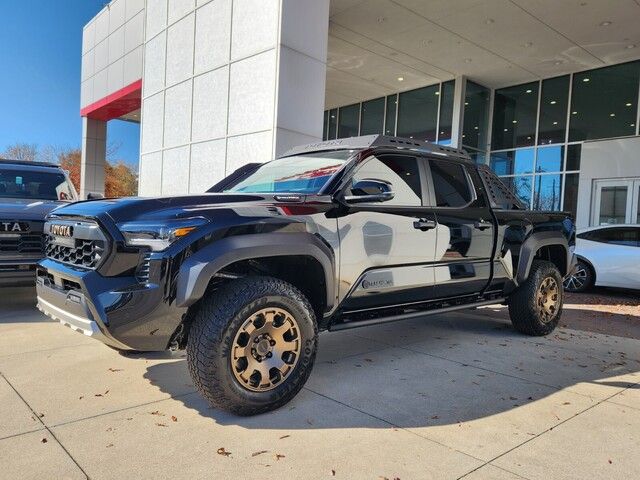 2024 Toyota Tacoma 4WD Trailhunter Hybrid