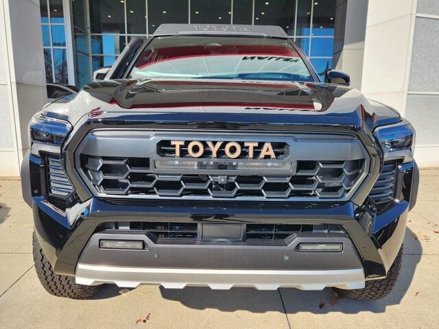 2024 Toyota Tacoma 4WD Trailhunter Hybrid