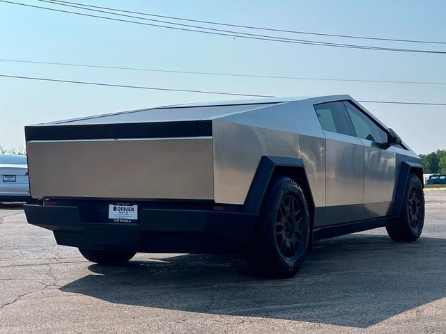 2024 Tesla Cybertruck Base