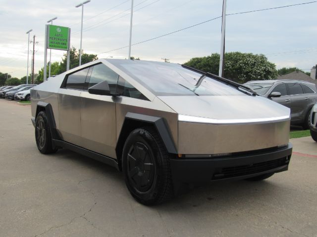 2024 Tesla Cybertruck Base