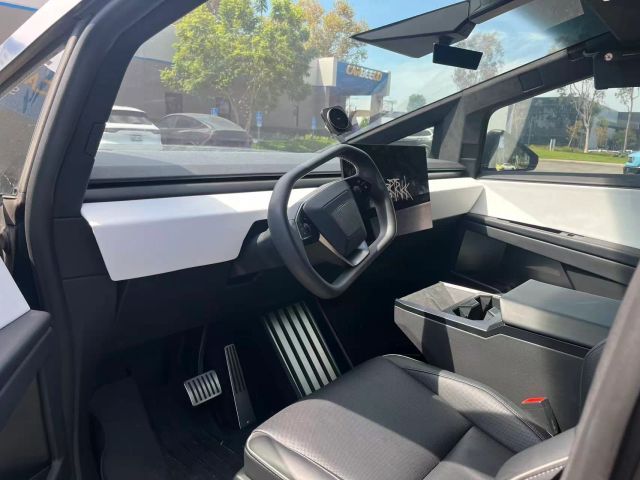 2024 Tesla Cybertruck Base