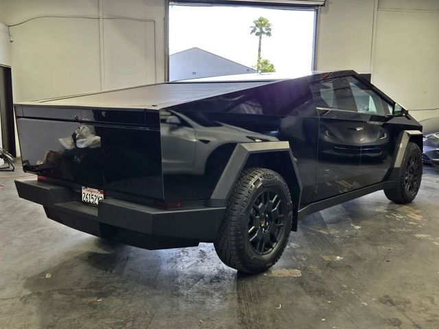 2024 Tesla Cybertruck Base