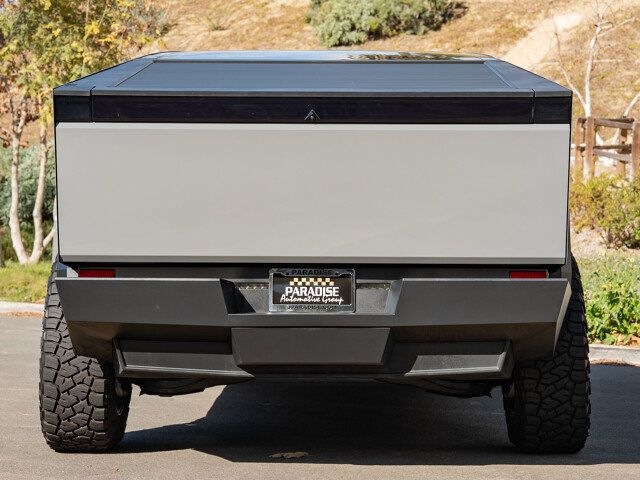 2024 Tesla Cybertruck Base