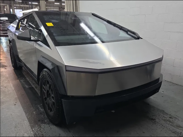 2024 Tesla Cybertruck Base