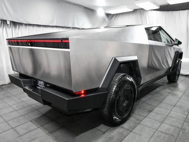 2024 Tesla Cybertruck Base