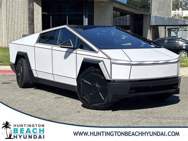 2024 Tesla Cybertruck Base