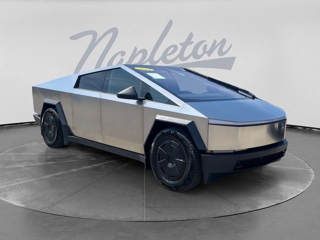 2024 Tesla Cybertruck Cyberbeast