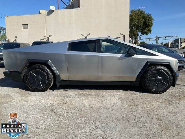 2024 Tesla Cybertruck Cyberbeast