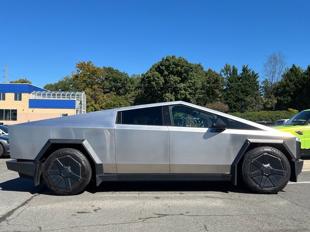 2024 Tesla Cybertruck Cyberbeast