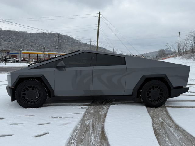 2024 Tesla Cybertruck Cyberbeast