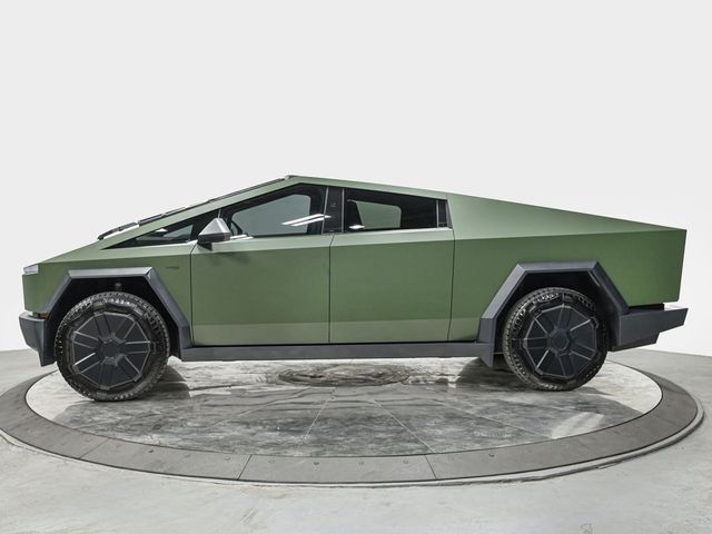 2024 Tesla Cybertruck Cyberbeast