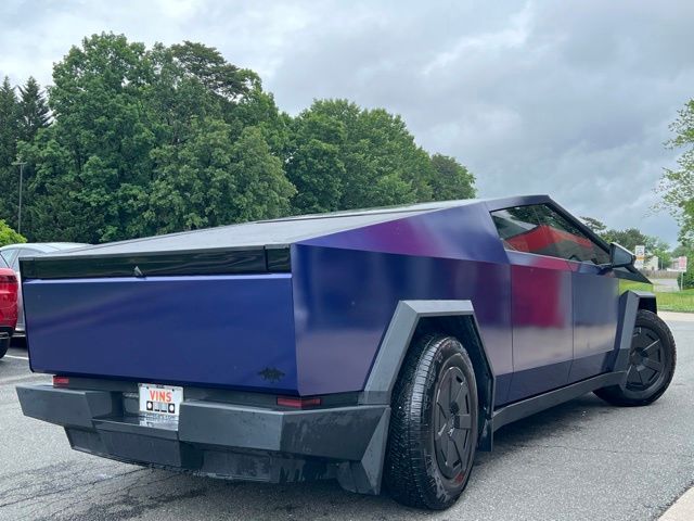 2024 Tesla Cybertruck Cyberbeast