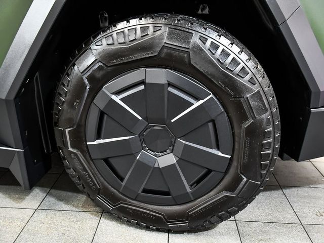 2024 Tesla Cybertruck Cyberbeast