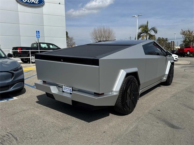 2024 Tesla Cybertruck Cyberbeast