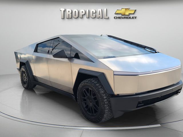 2024 Tesla Cybertruck Cyberbeast