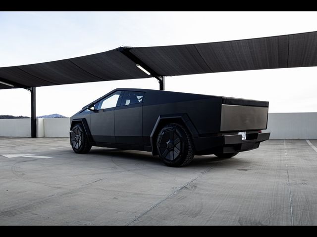 2024 Tesla Cybertruck Cyberbeast