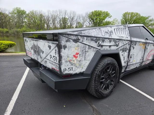 2024 Tesla Cybertruck Cyberbeast