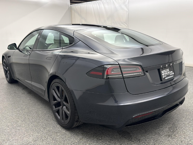 2024 Tesla Model S Base