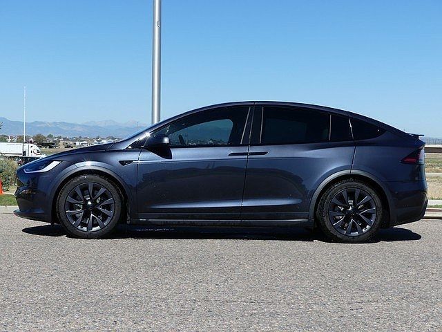 2024 Tesla Model X Base