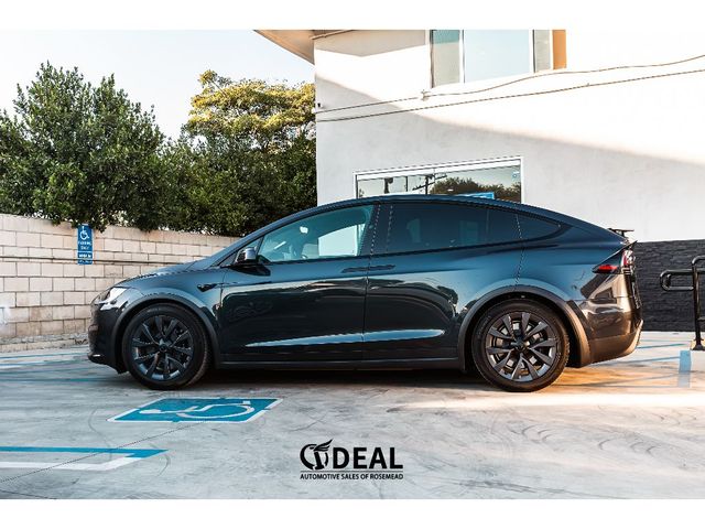 2024 Tesla Model X Base