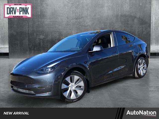 2024 Tesla Model Y Base