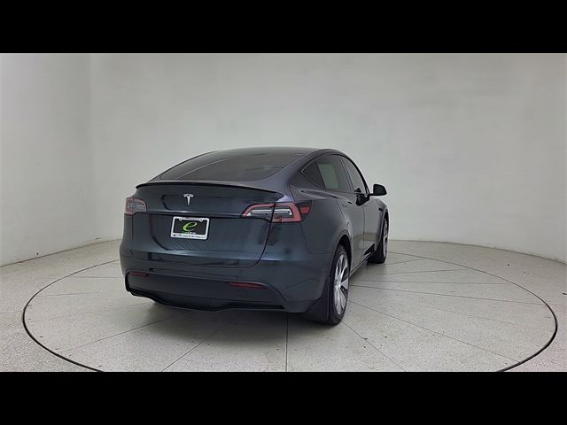 2024 Tesla Model Y Base