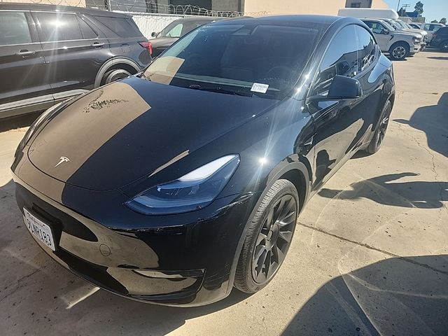 2024 Tesla Model Y Base