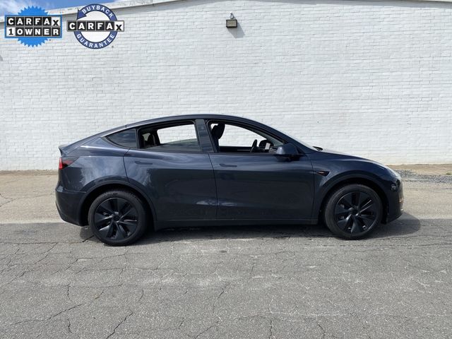 2024 Tesla Model Y Base