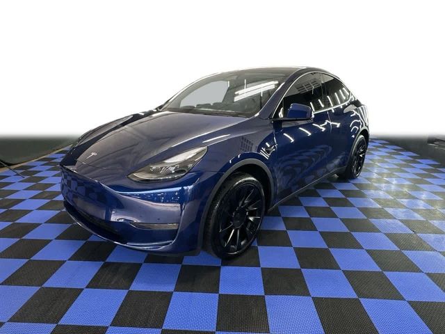 2024 Tesla Model Y Base