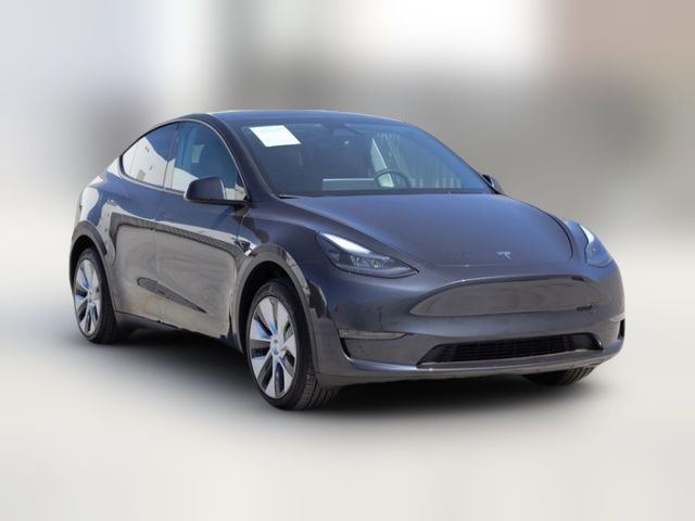 2024 Tesla Model Y Base