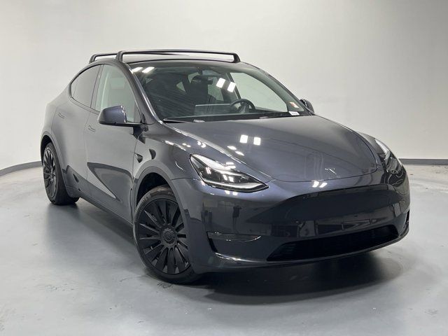 2024 Tesla Model Y Base