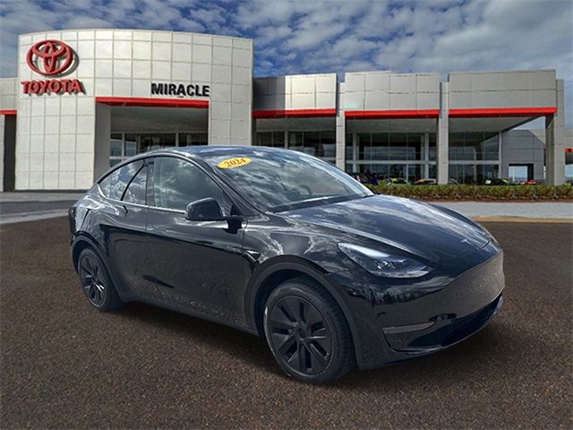 2024 Tesla Model Y Base