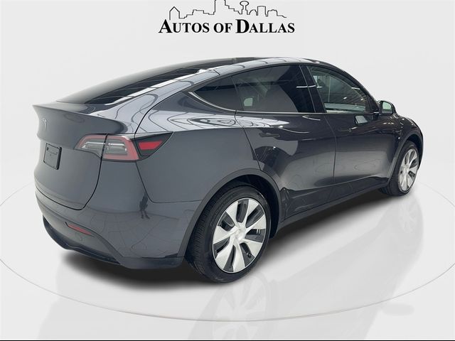 2024 Tesla Model Y Base