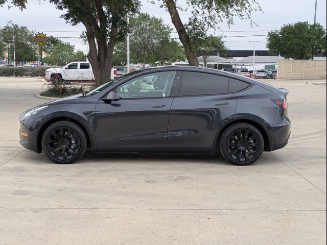 2024 Tesla Model Y Base
