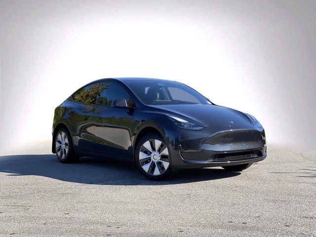 2024 Tesla Model Y Base