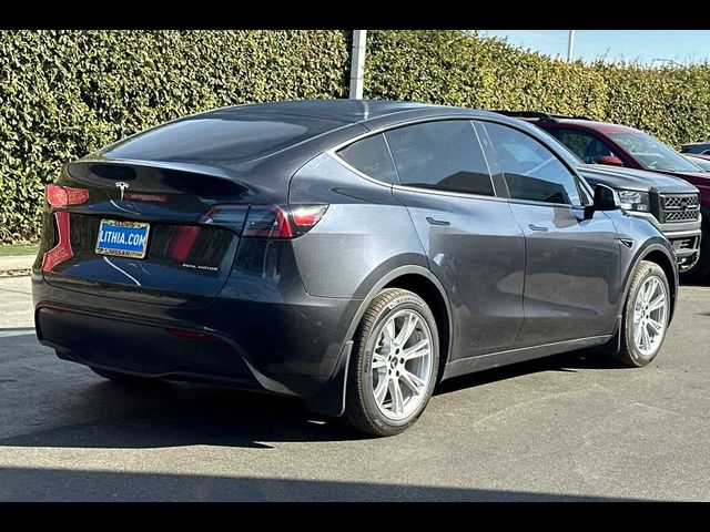 2024 Tesla Model Y Long Range